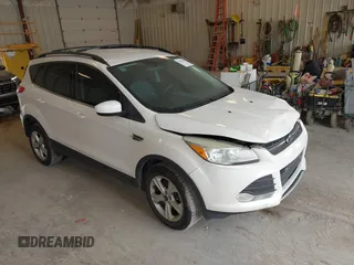 2013 Ford Escape SE z VIN 1FMCU9GX9DUC27853, wystawiony jako IAAI lot #42415450 z przebiegiem 221 416 mil mil oraz . Historia ofert i sprzedaży dostępna na DreamBid. Obrazek 1.