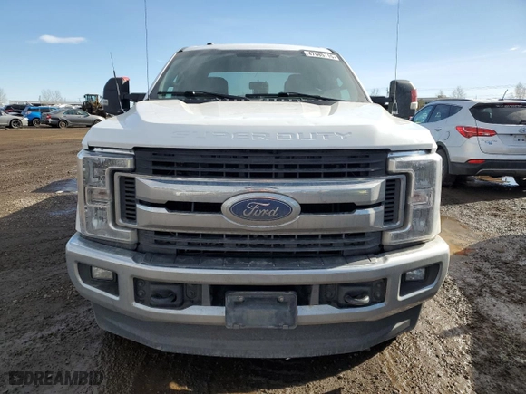 2019 Ford Super Duty F-350 SRW XL with VIN 1FT8W3B68KEF98915, listed as a Copart auction lot 47085715 with NaN miles and Clean Title. Bid and sale history available at carsss.com. Image 5.