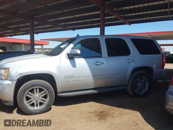 2013 Chevrolet Tahoe LS with VIN 1GNSCAE03DR179027, listed as a IAAI auction lot 42096434 with 205,143 mi miles and . Bid and sale history available at DreamBid. Image 14.