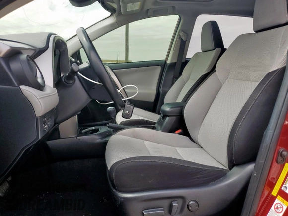 2018 Toyota RAV4 XLE with VIN JTMWFREVXJD115510, listed as a Copart auction lot 50791065 with 102,053 mi miles and Clean title. Bid and sale history available at DreamBid. Image 7.