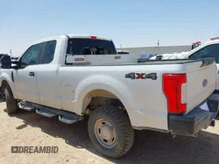 2017 Ford F-250 XLT with VIN 1FT7X2B61HEF18219, listed as a IAAI auction lot 42256823 with 174,381 mi miles and . Bid and sale history available at DreamBid. Image 14.