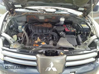 2005 Mitsubishi Endeavor LS with VIN 4A4MM21S65E044878, listed as a IAAI auction lot 40503526 with 186,503 mi miles. Bid and sale history available at carsss.com. Image 10.