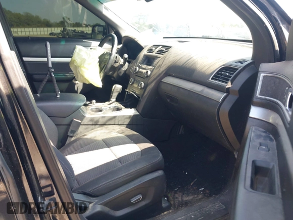 2017 Ford Explorer XLT z VIN 1FM5K7D89HGB71482, wystawiony jako IAAI lot #42009154 z przebiegiem 159 498 mil mil oraz . Historia ofert i sprzedaży dostępna na DreamBid. Obrazek 5.
