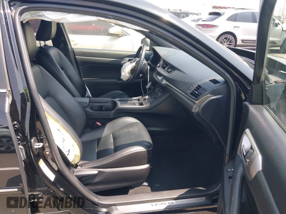 2016 Lexus CT 200h with VIN JTHKD5BH9G2253389, listed as a IAAI auction lot 42594365 with 72,577 mi miles and . Bid and sale history available at DreamBid. Image 5.
