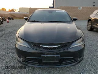 2015 Chrysler 200 S with VIN 1C3CCCBB3FN712006, listed as a Copart auction lot 83401614 with 179,261 mi miles and Salvage Title. Bid and sale history available at carsss.com. Image 5.