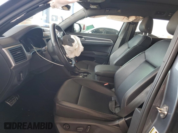 2020 Volkswagen Atlas SE with VIN 1V26E2CA9LC215891, listed as a Copart auction lot 60574035 with 93,744 mi miles and Salvage title. Bid and sale history available at DreamBid. Image 7.