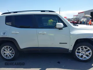 2017 Jeep Renegade Latitude with VIN ZACCJBBB8HPG52343, listed as a IAAI auction lot 42358909 with 101,348 mi miles and . Bid and sale history available at DreamBid. Image 13.