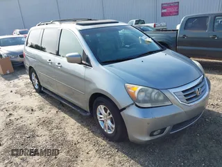 2008 Honda Odyssey Touring с VIN 5FNRL38828B083308, выставлен на аукционе IAAI как лот 42466546 с пробегом 209 059 миль миль и . История ставок и продаж доступна на DreamBid. Изображение 1.