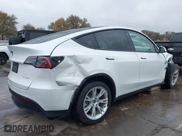 2022 Tesla Model Y Long Range with VIN 7SAYGDEE3NF380067, listed as a IAAI auction lot 41016704 with 52,180 mi miles and . Bid and sale history available at DreamBid. Image 19.