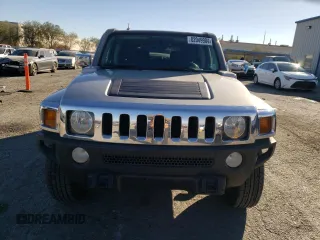 2007 Hummer H3 SUV with VIN 5GTDN13E378208605, listed as a Copart auction lot 82049904 with 129,055 mi miles and Salvage Title. Bid and sale history available at carsss.com. Image 5.
