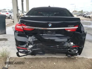 2017 BMW 7 Series 740i with VIN WBA7E2C31HG741176, listed as a Copart auction lot 65698233 with 27,332 mi miles. Bid and sale history available at carsss.com. Image 6.