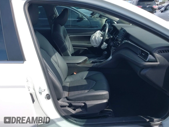 2022 Toyota Camry SE with VIN 4T1G11AKXNU070473, listed as a IAAI auction lot 41937541 with 57,598 mi miles and . Bid and sale history available at DreamBid. Image 5.