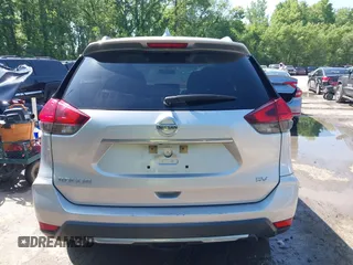 2017 Nissan Rogue SV z VIN KNMAT2MTXHP537375, wystawiony jako IAAI lot #42212804 z przebiegiem 206 335 mil mil oraz . Historia ofert i sprzedaży dostępna na DreamBid. Obrazek 16.