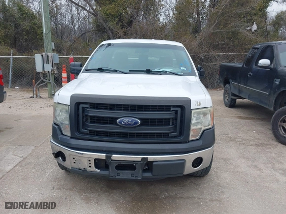 2014 Ford F-150 XL with VIN 1FTMF1CMXEKE52148, listed as a IAAI auction lot 41648885 with 273,189 mi miles. Bid and sale history available at carsss.com. Image 12.
