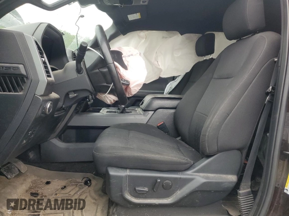 2020 Ford F-150 XL z VIN 1FTEW1EP6LKE63012, wystawiony jako Copart lot #58971565 z przebiegiem Nie podano mil oraz Nie do naprawy • Non repairable. Historia ofert i sprzedaży dostępna na DreamBid. Obrazek 7.
