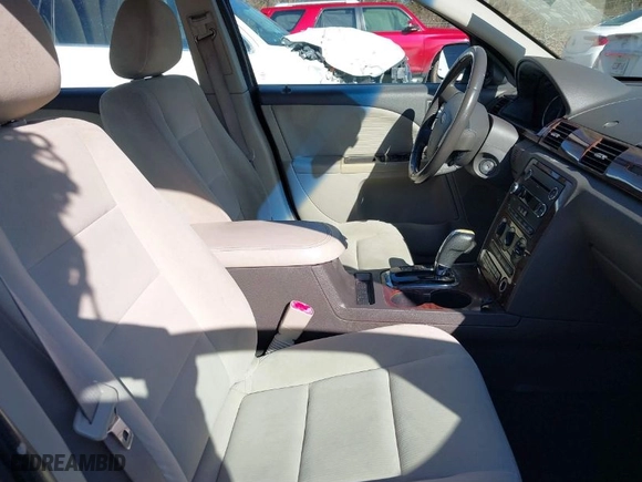 2009 Ford Taurus SE with VIN 1FAHP23WX9G120232, listed as a IAAI auction lot 41449199 with 162694 miles. Bid and sale history available at carsss.com. Image 5.