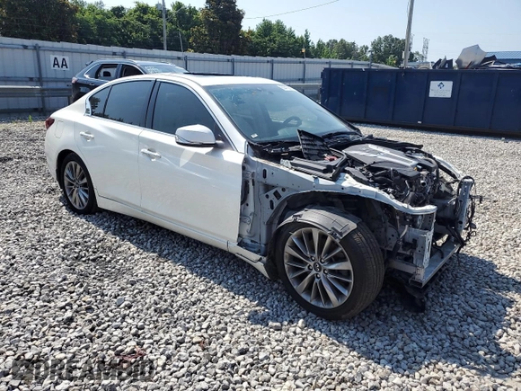 2018 Infiniti Q50 Luxe with VIN JN1EV7AP1JM351170, listed as a Copart auction lot 60412915 with 100,290 mi miles and Salvage title. Bid and sale history available at DreamBid. Image 4.