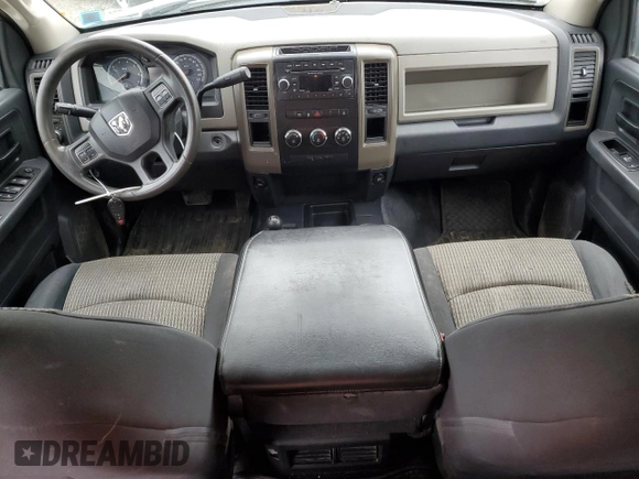 2012 Ram 2500 ST z VIN 3C6TD5CT2CG331318, wystawiony jako Copart lot #55439295 z przebiegiem 296 040 mil mil oraz Czysty tytuł • Clean title. Historia ofert i sprzedaży dostępna na DreamBid. Obrazek 8.