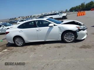 2014 Lexus ES 330 z VIN JTHBK1GG6E2113795, wystawiony jako IAAI lot #42207580 z przebiegiem 128 540 mil mil oraz . Historia ofert i sprzedaży dostępna na DreamBid. Obrazek 14.