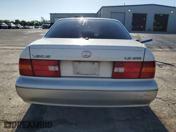 1999 Lexus LS 400 z VIN JT8BH28F8X0141302, wystawiony jako Copart lot #55484715 z przebiegiem 231 728 mil mil oraz Czysty tytuł • Clean title. Historia ofert i sprzedaży dostępna na DreamBid. Obrazek 6.