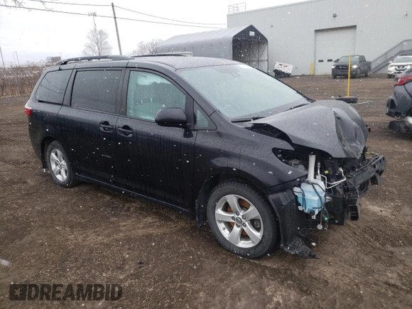 2018 Toyota Sienna LE Auto Access Seat with VIN 5TDKZ3DC4JS948792, listed as a Copart auction lot 52949475 with Not Provided miles and Salvage Title. Bid and sale history available at carsss.com. Image 4.