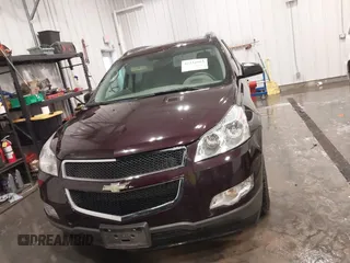 2010 Chevrolet Traverse LS z VIN 1GNLREED4AS117654, wystawiony jako IAAI lot #42234993 z przebiegiem 99 768 mil mil oraz . Historia ofert i sprzedaży dostępna na DreamBid. Obrazek 13.