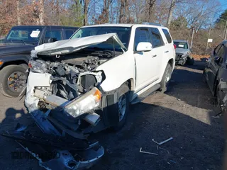 2013 Toyota 4Runner SR5 with VIN JTEZU5JR3D5058100, listed as a IAAI auction lot 41259630 with 177,767 mi miles and . Bid and sale history available at DreamBid. Image 17.