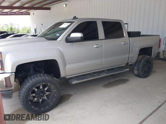 2017 Chevrolet Silverado 1500 LT with VIN 3GCPCRECXHG432552, listed as a IAAI auction lot 42052078 with 67,221 mi miles. Bid and sale history available at carsss.com. Image 2.