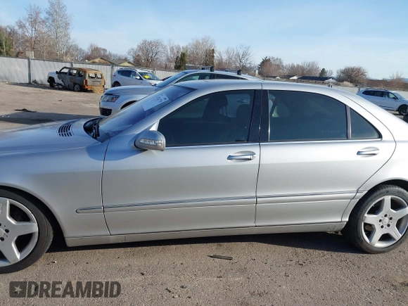 2004 Mercedes-Benz S 430 with VIN WDBNG70J24A409926, listed as a IAAI auction lot 41761719 with Not provided miles and . Bid and sale history available at DreamBid. Image 6.