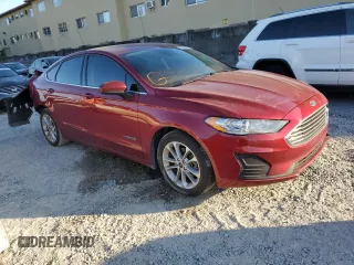 2019 Ford Fusion Hybrid SE with VIN 3FA6P0LU5KR147783, listed as a Copart auction lot 70667962 with 60,034 mi miles. Bid and sale history available at carsss.com. Image 4.