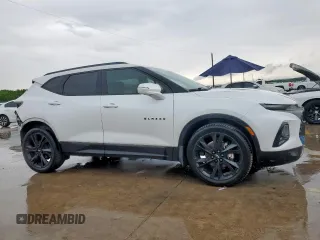 2020 Chevrolet Blazer RS z VIN 3GNKBERS4LS586243, wystawiony jako Copart lot #55514245 z przebiegiem 47 365 mil mil oraz Szkoda całkowita • Salvage title. Historia ofert i sprzedaży dostępna na DreamBid. Obrazek 4.