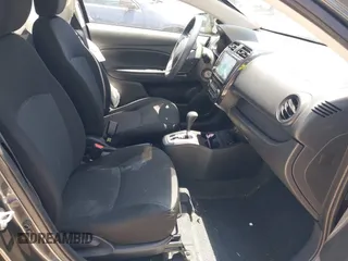 2024 Mitsubishi Mirage ES z VIN ML32FUFJ7RHF11224, wystawiony jako IAAI lot #42165793 z przebiegiem 6726 mil mil oraz . Historia ofert i sprzedaży dostępna na DreamBid. Obrazek 5.