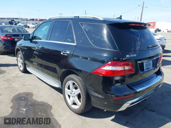2013 Mercedes-Benz M 550 with VIN 4JGDA7DB3DA148853, listed as a IAAI auction lot 41659913 with 203,055 mi miles and . Bid and sale history available at DreamBid. Image 3.