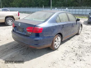 2012 Volkswagen Jetta SE with VIN 3VWDX7AJXCM321247, listed as a IAAI auction lot 42847011 with 232,459 mi miles and . Bid and sale history available at DreamBid. Image 4.