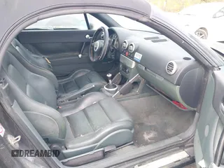 2001 Audi TT z VIN TRUTX28N311033578, wystawiony jako IAAI lot #41965945 z przebiegiem 168 867 mil mil oraz . Historia ofert i sprzedaży dostępna na DreamBid. Obrazek 5.