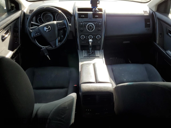 2011 Mazda CX-9 Sport z VIN JM3TB2BV8B0317966, wystawiony jako Copart lot #53563205 z przebiegiem 152 805 mil mil oraz Szkoda całkowita • Salvage title. Historia ofert i sprzedaży dostępna na DreamBid. Obrazek 8.