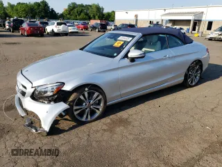 2019 Mercedes-Benz C 300 z VIN WDDWK8EB5KF857868, wystawiony jako Copart lot #65344325 z przebiegiem 10 946 mil mil oraz Szkoda całkowita • Salvage title. Historia ofert i sprzedaży dostępna na DreamBid. Obrazek 1.