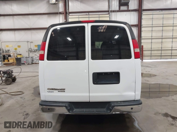 2014 Chevrolet Express Passenger LT with VIN 1GAZG1FG9E1127529, listed as a IAAI auction lot 42151349 with 192,333 mi miles and . Bid and sale history available at DreamBid. Image 16.