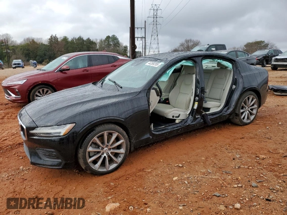 2019 Volvo S60 Momentum with VIN 7JRA22TK5KG001244, listed as a Copart auction lot 44269295 with 36,891 mi miles and Salvage Title. Bid and sale history available at carsss.com. Image 1.
