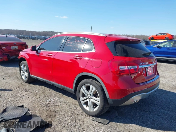 2019 Mercedes-Benz GLA 250 z VIN WDCTG4GB0KJ618482, wystawiony jako IAAI lot #41701212 z przebiegiem 57 849 mil mil oraz . Historia ofert i sprzedaży dostępna na DreamBid. Obrazek 3.