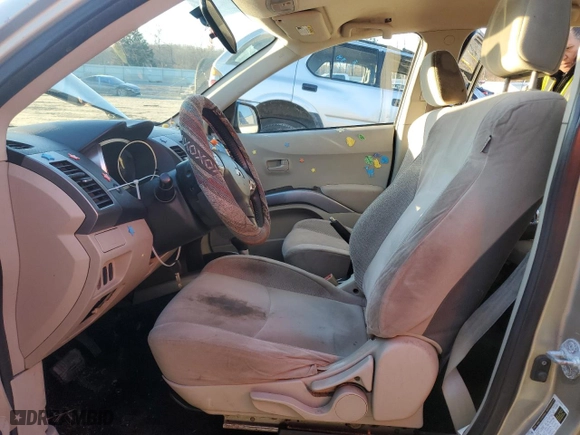 2007 Mitsubishi Outlander ES with VIN JA4MS31X87Z010445, listed as a Copart auction lot 87654255 with 276,181 mi miles and Salvage Title. Bid and sale history available at carsss.com. Image 7.
