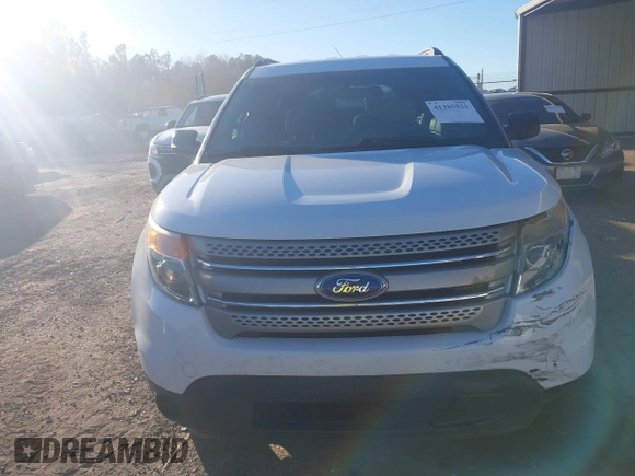 2014 Ford Explorer with VIN 1FM5K8B88EGB87547, listed as a IAAI auction lot 41285521 with 152,889 mi miles and . Bid and sale history available at carsss.com. Image 12.