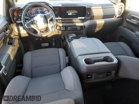 2024 Chevrolet Silverado 1500 LT with VIN 2GCPACED2R1201943, listed as a Copart auction lot 56731105 with 30,802 mi miles and Salvage Title. Bid and sale history available at DreamBid. Image 8.