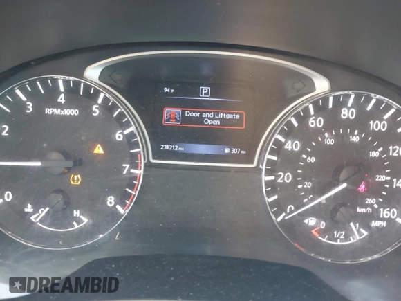 2016 Nissan Pathfinder S with VIN 5N1AR2MN1GC613261, listed as a IAAI auction lot 42024004 with 231,212 mi miles. Bid and sale history available at carsss.com. Image 7.