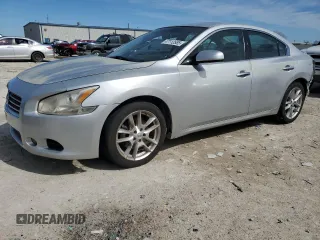 2013 Nissan Maxima SV with VIN 1N4AA5AP5DC832079, listed as a Copart auction lot 47112585 with 118,170 mi miles and Clean Title. Bid and sale history available at DreamBid. Image 1.