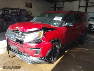 2019 Ford Explorer XLT with VIN 1FM5K7D84KGA27717, listed as a IAAI auction lot 41281945 with 134,956 mi miles. Bid and sale history available at carsss.com. Image 18.