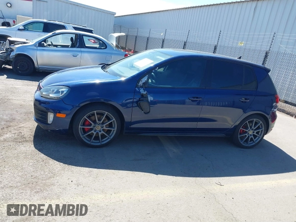 2011 Volkswagen GTI w/Sunroof & Navi PZEV z VIN WVWGD7AJ9BW104487, wystawiony jako IAAI lot #41702023 z przebiegiem 127 706 mil mil oraz . Historia ofert i sprzedaży dostępna na DreamBid. Obrazek 16.