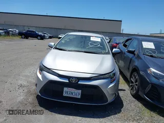 2020 Toyota Corolla LE with VIN JTDEPRAE0LJ080690, listed as a IAAI auction lot 41905637 with 32,904 mi miles and . Bid and sale history available at DreamBid. Image 13.