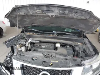 2016 Nissan Pathfinder Platinum with VIN 5N1AR2MM5GC631625, listed as a IAAI auction lot 41668488 with 171,531 mi miles and . Bid and sale history available at DreamBid. Image 10.