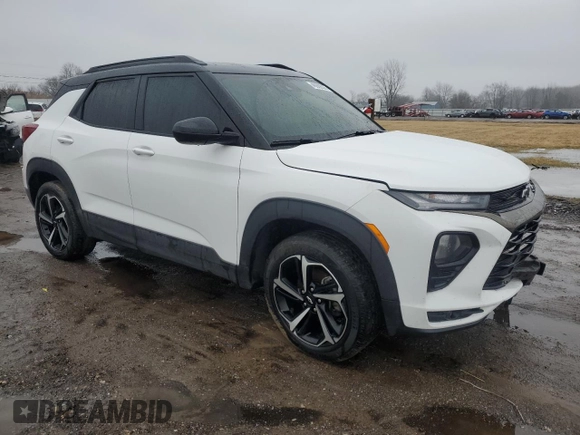 2022 Chevrolet TrailBlazer RS with VIN KL79MUSL4NB082771, listed as a Copart auction lot 46889335 with 81,296 mi miles and Salvage Title. Bid and sale history available at DreamBid. Image 4.